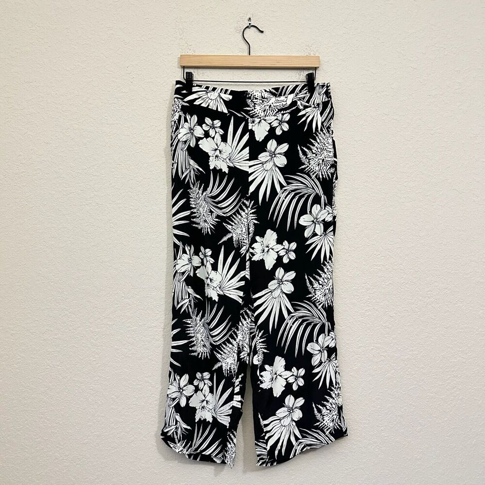 NWT TALBOTS Wide Leg Pants in Black Hawaiian Tropical Print #5358